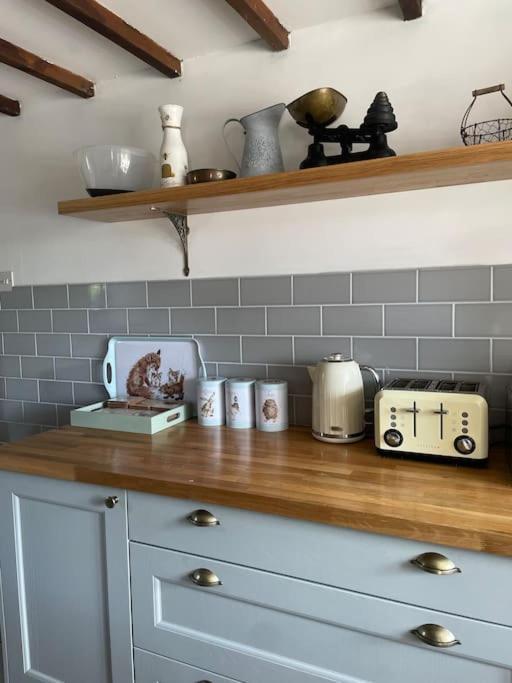 Gardeners Cottage Near The Norfolk Coast Knapton  外观 照片